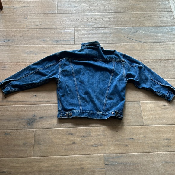 Vintage Levi Denim Jacket - Picture 7 of 10